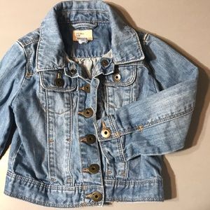 The Cutest Gap Jean Jacket!!